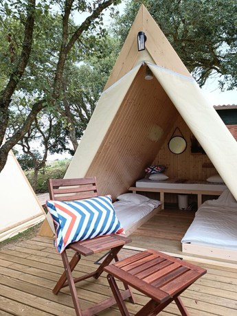Imagen de la habitación del Hotel Natura Fun House and Camping. Foto 16