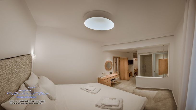 Imagen de la habitación del Hotel Natura Luxury Boutique Skopelos. Foto 14