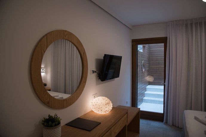 Imagen de la habitación del Hotel Natura Luxury Boutique Skopelos. Foto 16