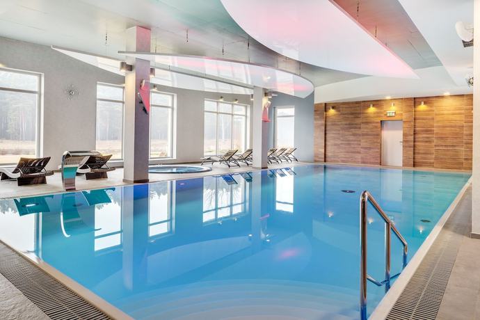 Imagen de la piscina del Hotel Natura Residence Business and SPA. Foto 20