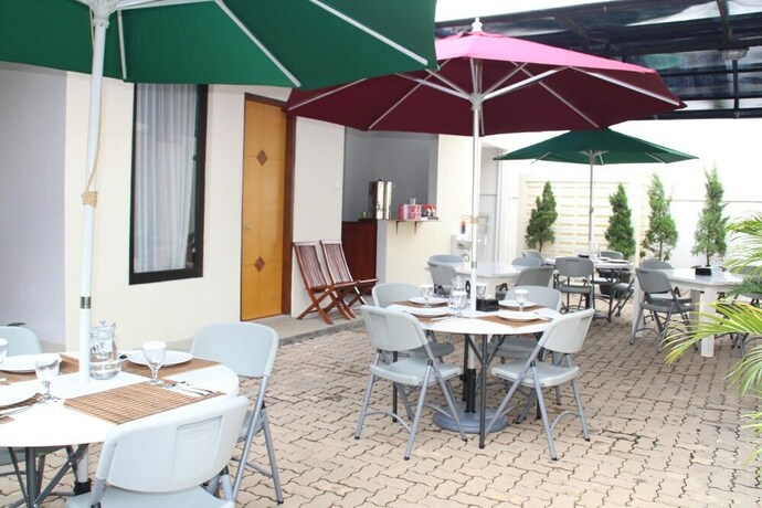 Imagen del bar/restaurante del Hotel Natura Rumah Singgah Guest House. Foto 22