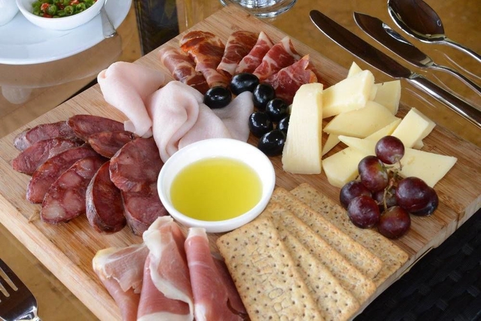 Imagen del bar/restaurante del Hotel Natura Tete. Foto 3