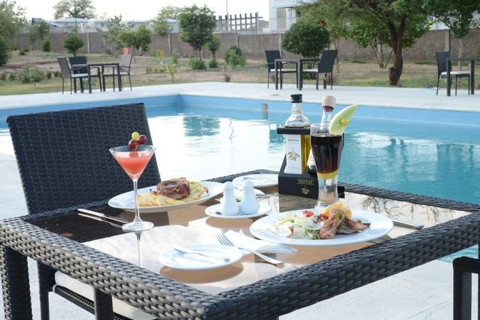 Imagen del bar/restaurante del Hotel Natura Tete. Foto 4