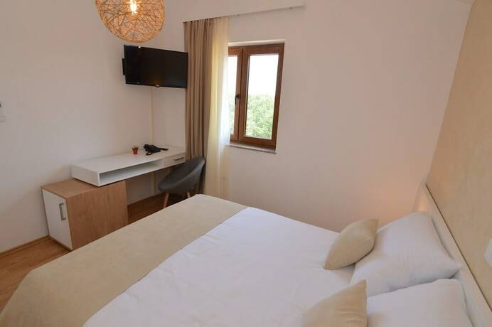 Imagen de la habitación del Hotel Natura, Vilanija. Foto 15