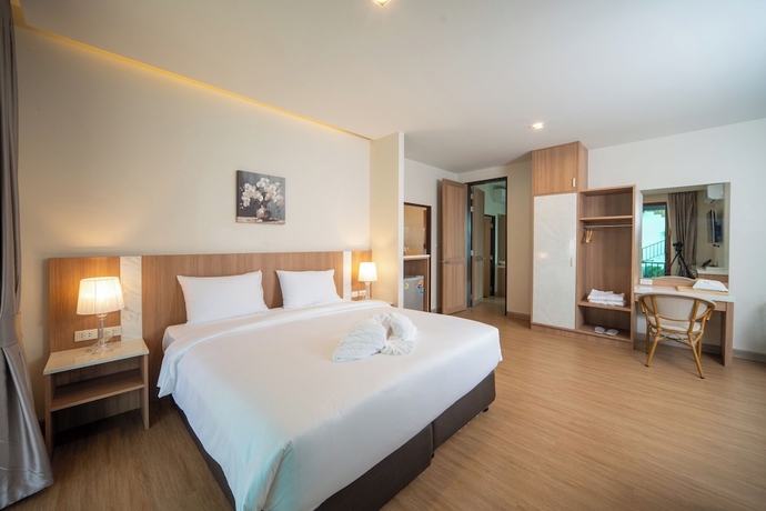 Imagen de la habitación del Hotel Natural Beach Resort. Foto 7