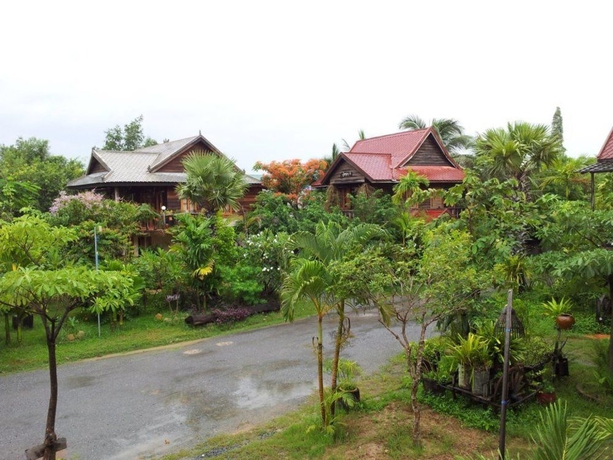 Imagen de los exteriores del Hotel Natural Bungalows Restaurant and Bar. Foto 12