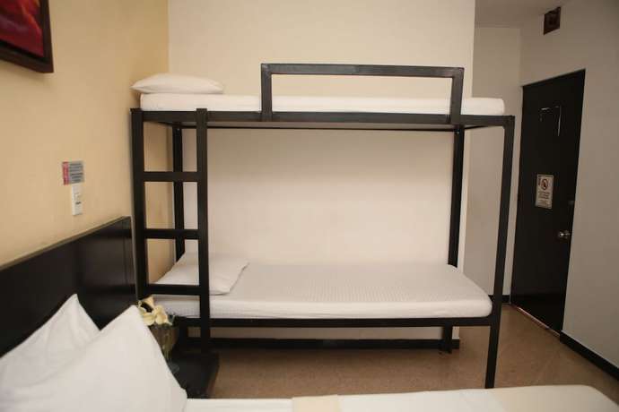 Imagen de la habitación del Hotel Natural. Foto 12