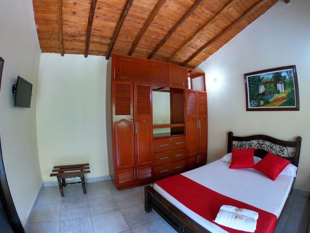 Imagen de la habitación del Hotel Natural Gea. Foto 3