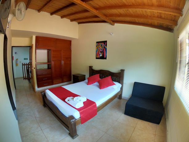 Imagen de la habitación del Hotel Natural Gea. Foto 7