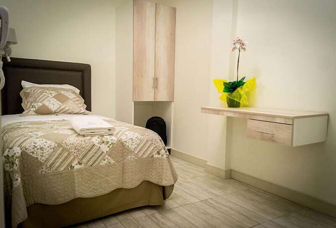 Imagen de la habitación del Hotel Natural Green Lounge. Foto 8