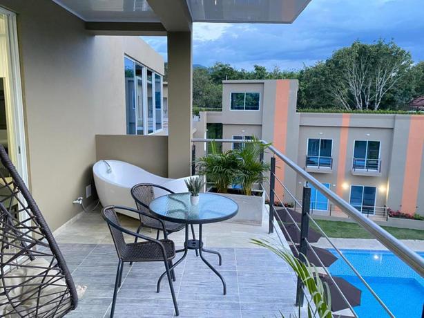 Imagen de los interiores del Hotel Natural Hill's by HandR. Foto 9