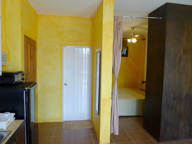 Imagen de la habitación del Hotel Natural Mystic Patong Residence. Foto 17
