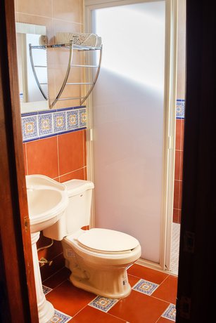 Imagen de la habitación del Hotel Natural Suites- cerca de Africam Safari Valsequillo Puebla. Foto 5