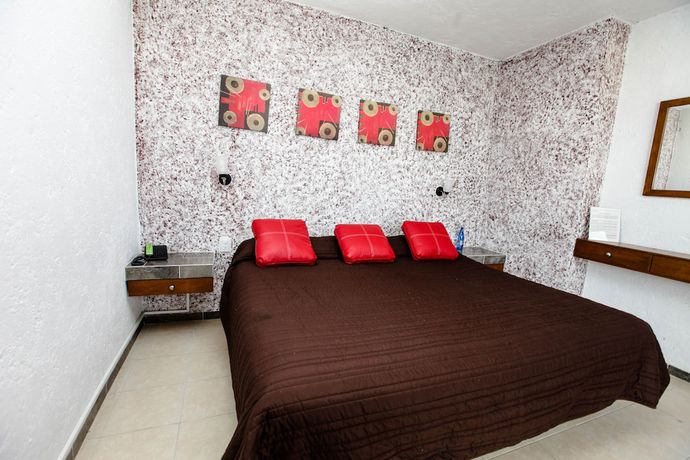 Imagen de la habitación del Hotel Natural Suites- cerca de Africam Safari Valsequillo Puebla. Foto 10