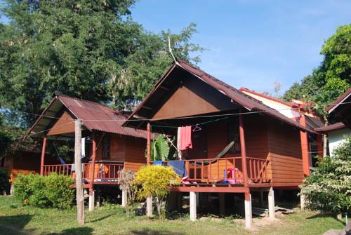 Imagen de la habitación del Hotel Nature Beach Resort, Koh Lanta. Foto 11