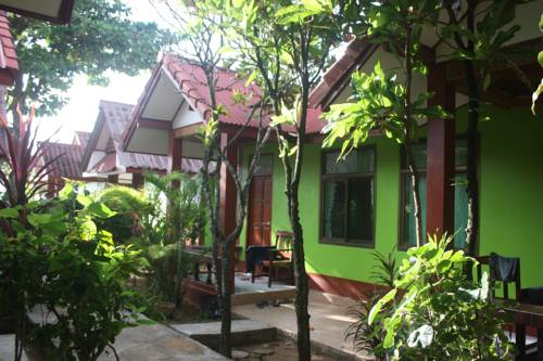 Imagen de la habitación del Hotel Nature Beach Resort, Koh Lanta. Foto 15
