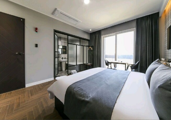 Imagen de la habitación del Hotel Nature. Foto 17
