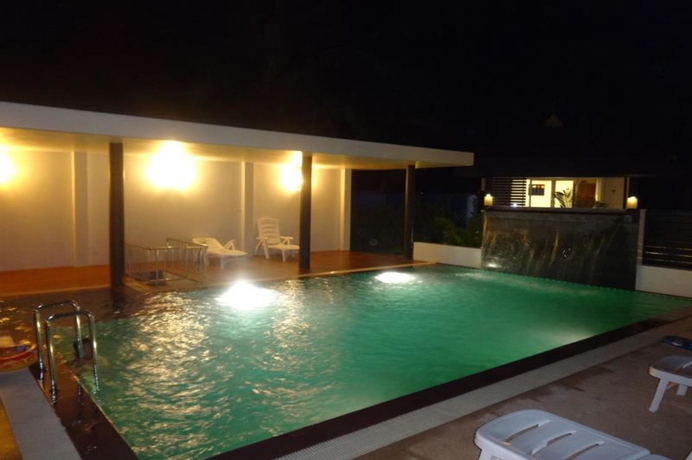 Imagen de la piscina del Hotel Nature Line Resort Khanom. Foto 16