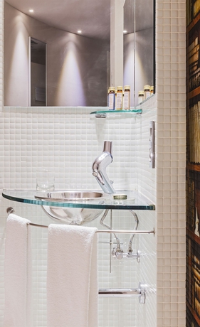 Imagen de la habitación del Hotel Nature Oviedo. Foto 4