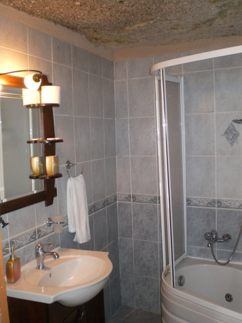 Imagen de la habitación del Hotel Nature Park Cave. Foto 8