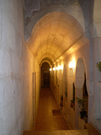 Imagen de los interiores del Hotel Nature Park Cave. Foto 15