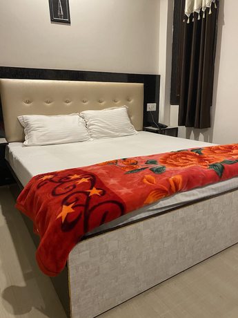 Imagen de la habitación del Hotel Nature Plaza. Foto 13