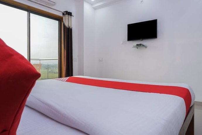 Imagen de la habitación del Hotel Nature Shield Lonavala. Foto 10