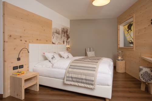 Imagen de la habitación del Hotel Nature Wellness Renato. Foto 10