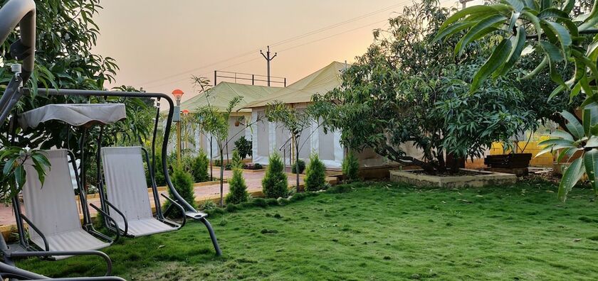 Imagen de la habitación del Hotel Natures Dreamland Holiday Resort. Foto 15