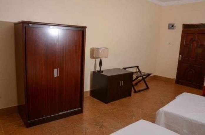 Imagen general del Hotel Nature's Green Beach Resort. Foto 12