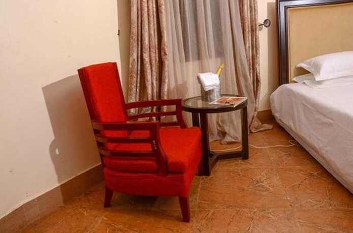 Imagen general del Hotel Nature's Green Beach Resort. Foto 15
