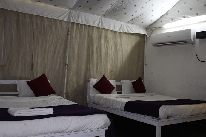 Imagen de la habitación del Hotel Nature\'s Valley Resort. Foto 10