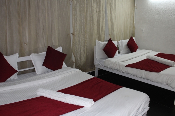 Imagen de la habitación del Hotel Nature\'s Valley Resort. Foto 11