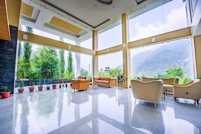 Imagen de los interiores del Hotel Naturevilas Sarovar Premiere Manali. Foto 18
