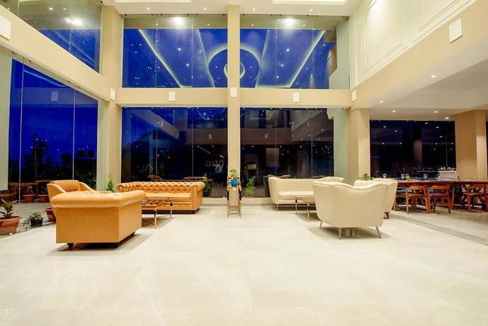Imagen de los interiores del Hotel Naturevilas Sarovar Premiere Manali. Foto 19