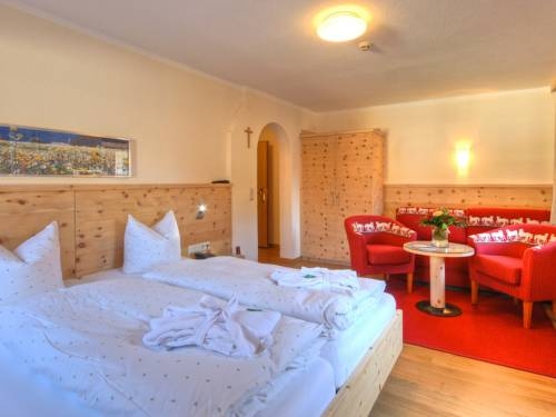 Imagen de la habitación del Hotel Naturhotel Feriengut Darrehof. Foto 8