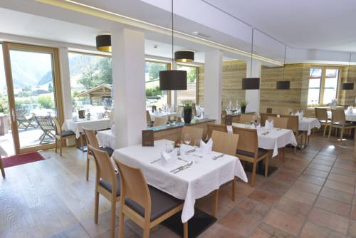 Imagen de la habitación del Hotel Naturhotel L&auml;rchenhof, MITTELBERG. Foto 6