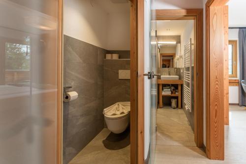 Imagen de la habitación del Hotel Naturhotel L&auml;rchenhof, Ramsau am Dachstein. Foto 20