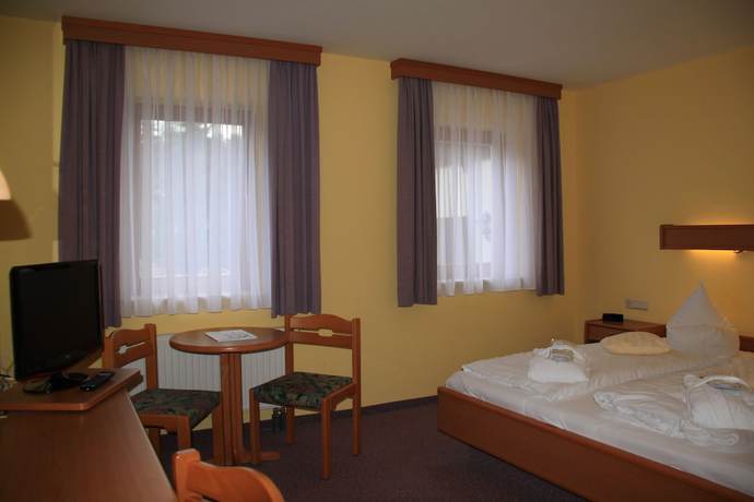 Imagen de la habitación del Hotel Naturhotel Lindenhof. Foto 14