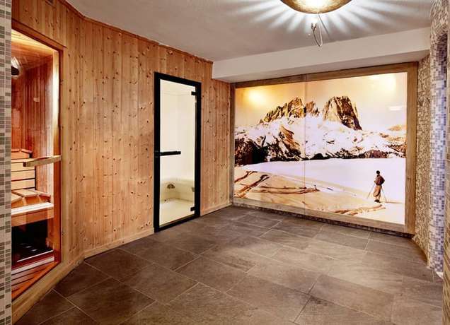 Imagen de la piscina del Hotel Naturhotel die Waldruhe. Foto 14