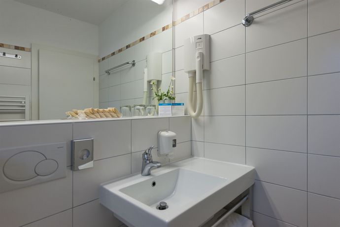 Imagen de la habitación del Hotel Naturist Park Koversada Apartments. Foto 3