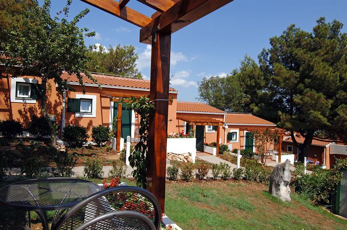 Imagen general del Hotel Naturist Park Koversada Apartments. Foto 1