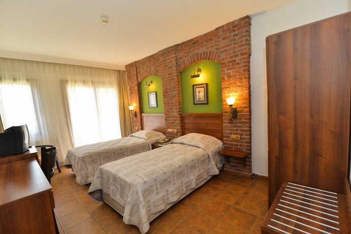 Imagen de la habitación del Hotel Natur-med Hot Springs and Health Resort. Foto 8