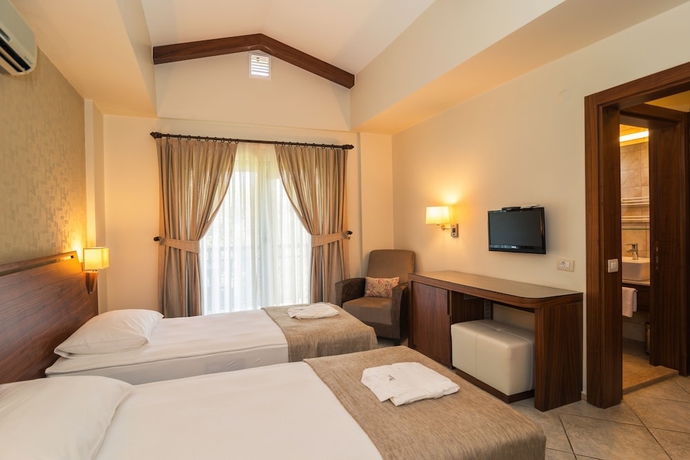 Imagen de la habitación del Hotel Natur-med Hot Springs and Health Resort. Foto 15