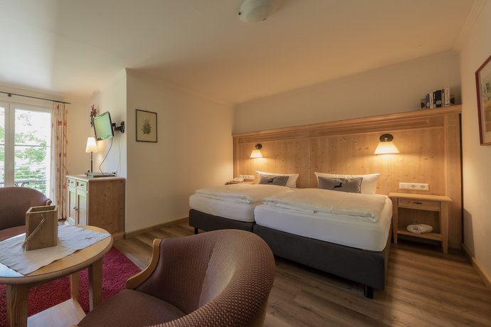 Imagen de la habitación del Hotel Naturparkhotel Gr&uuml;ner Baum. Foto 8