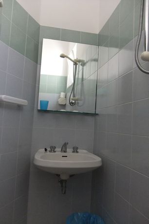 Imagen de la habitación del Hotel Naty. Foto 16