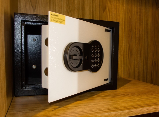 Imagen de la habitación del Hotel Natya. Foto 10