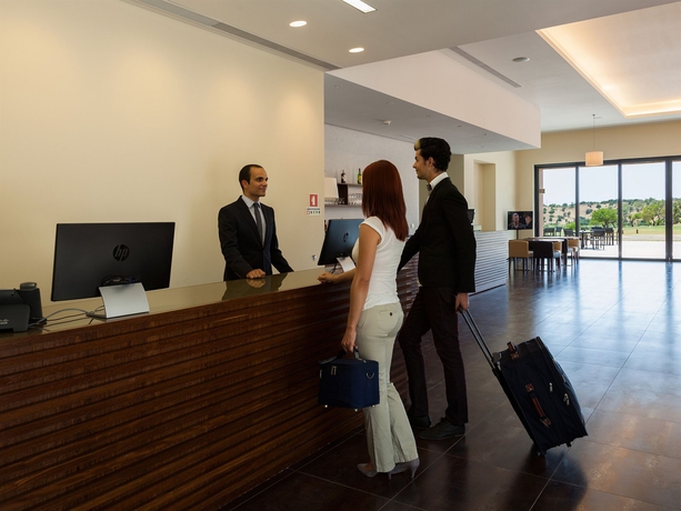 Imagen de los interiores del Hotel Nau Morgado Golf and Country Club. Foto 11