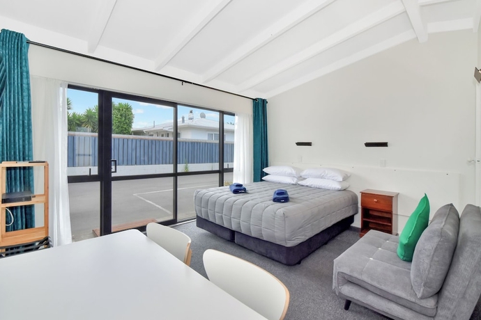 Imagen de la habitación del Hotel NauMai Motel. Foto 5