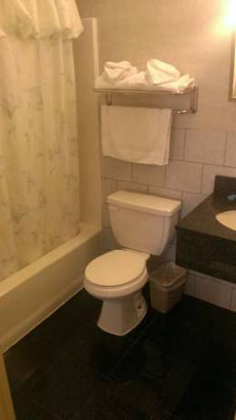 Imagen de la habitación del Hotel Naugatuck Motor Lodge. Foto 4
